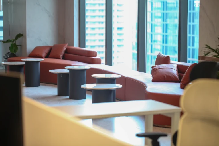 Kronos Window Lounge 3