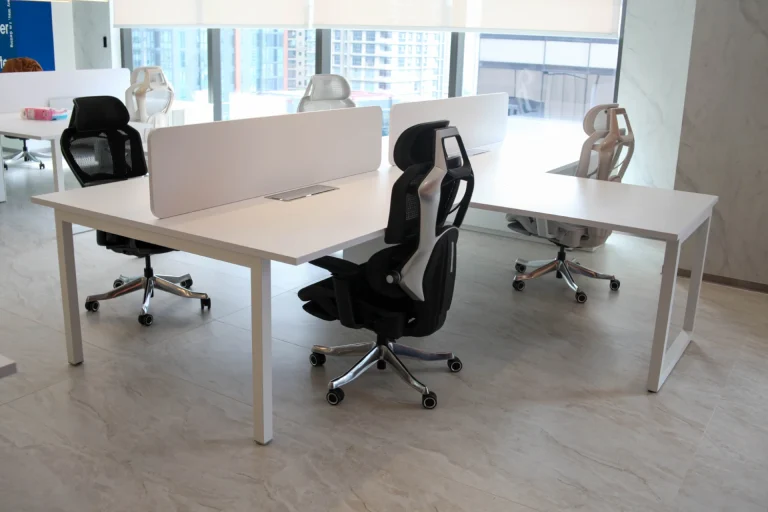 Kronos Workstation 4 Person